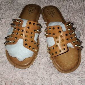 ShuShop Gold Studded Tan Sandals